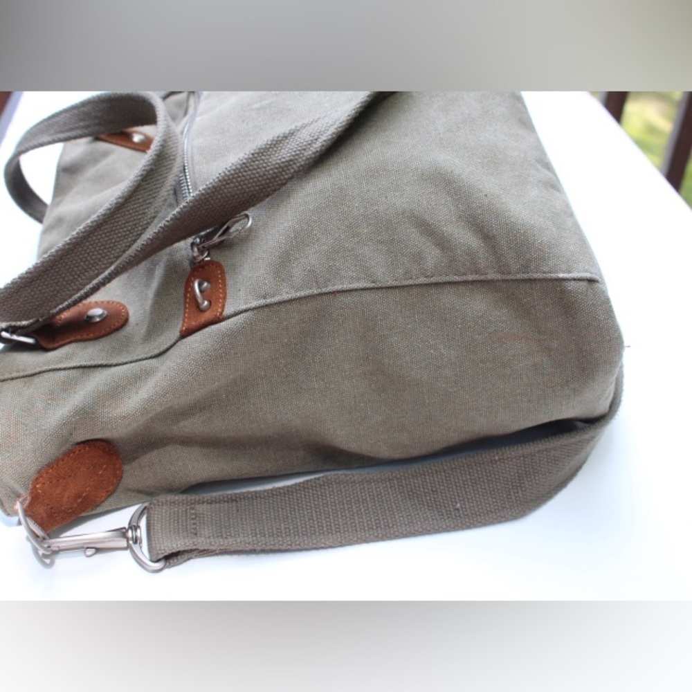 Travel on RFID Travel tote/satchel bag - Picture 13 of 15